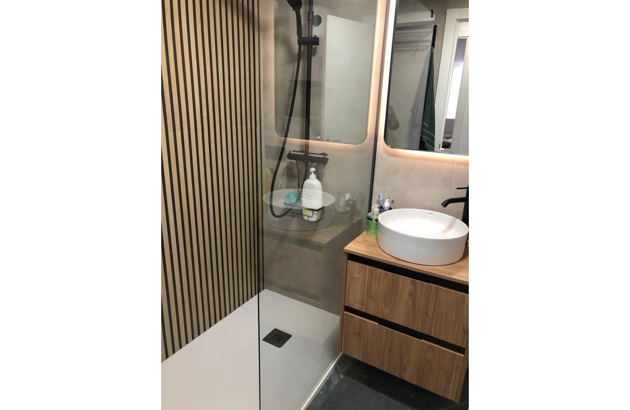 Herverkoop - Appartement -
Torrevieja