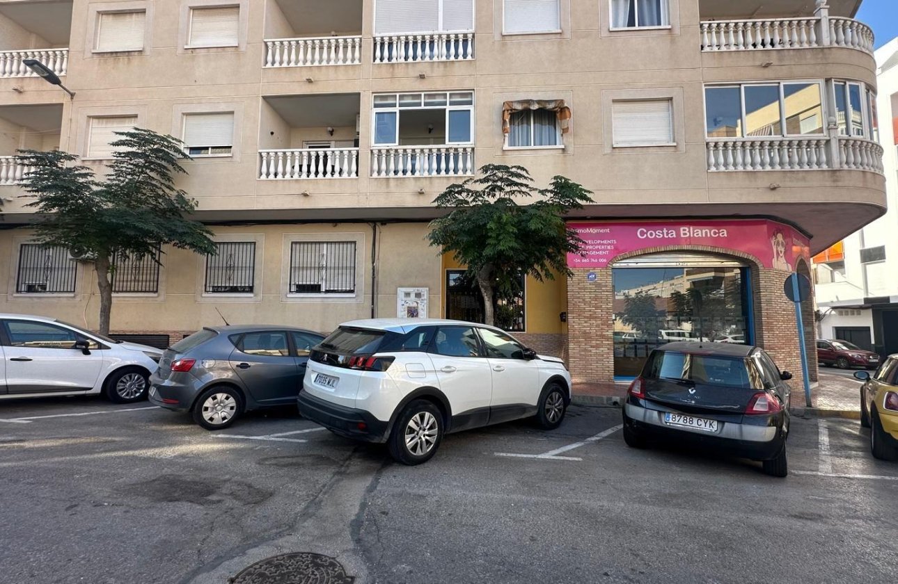 Herverkoop - Appartement -
Torrevieja