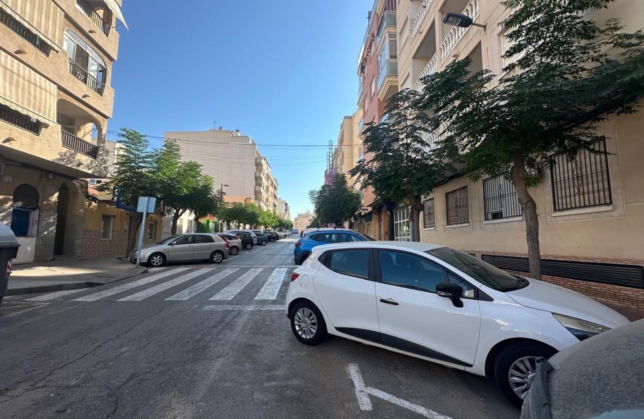 Herverkoop - Appartement -
Torrevieja