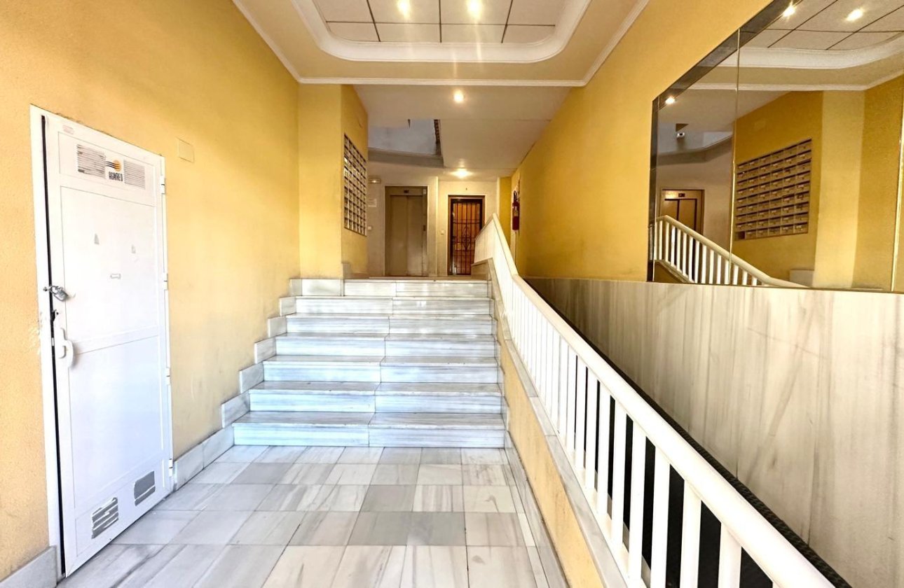 Herverkoop - Appartement -
Torrevieja