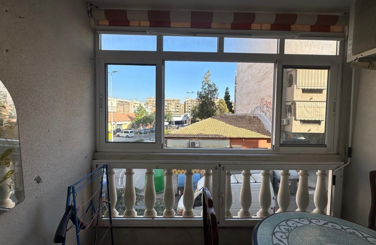 Herverkoop - Appartement -
Torrevieja