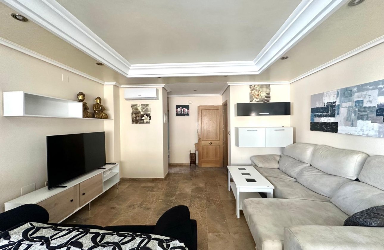 Herverkoop - Appartement -
Torrevieja