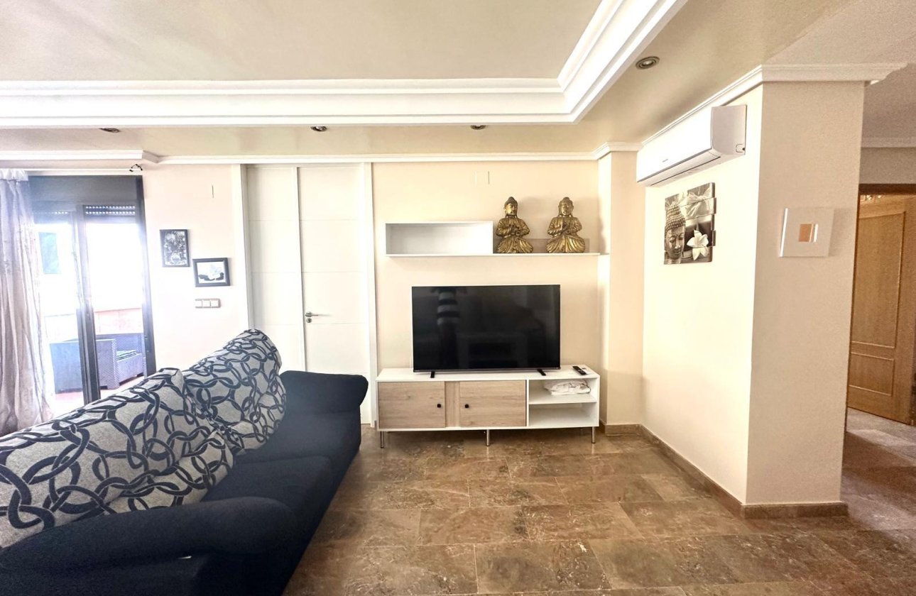 Herverkoop - Appartement -
Torrevieja