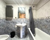 Herverkoop - Appartement -
Torrevieja