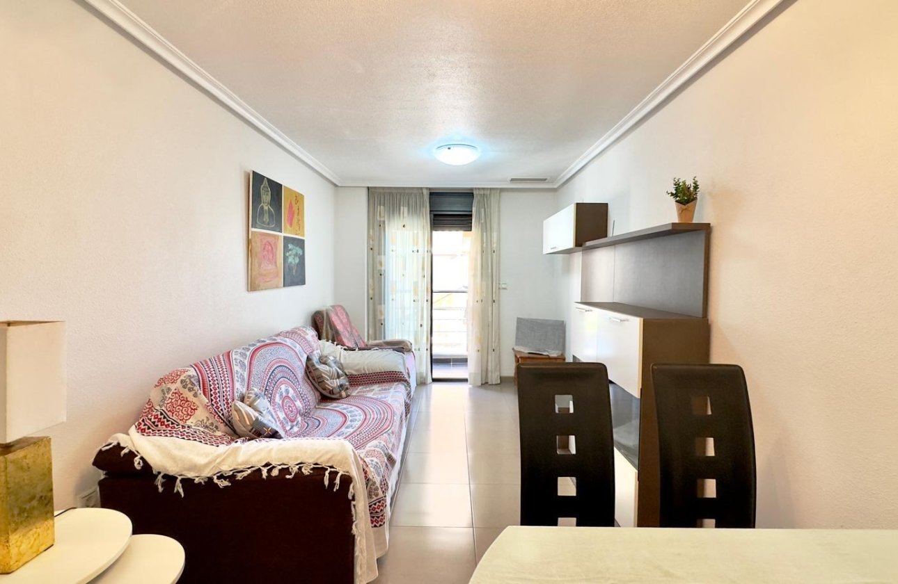 Herverkoop - Appartement -
Torrevieja