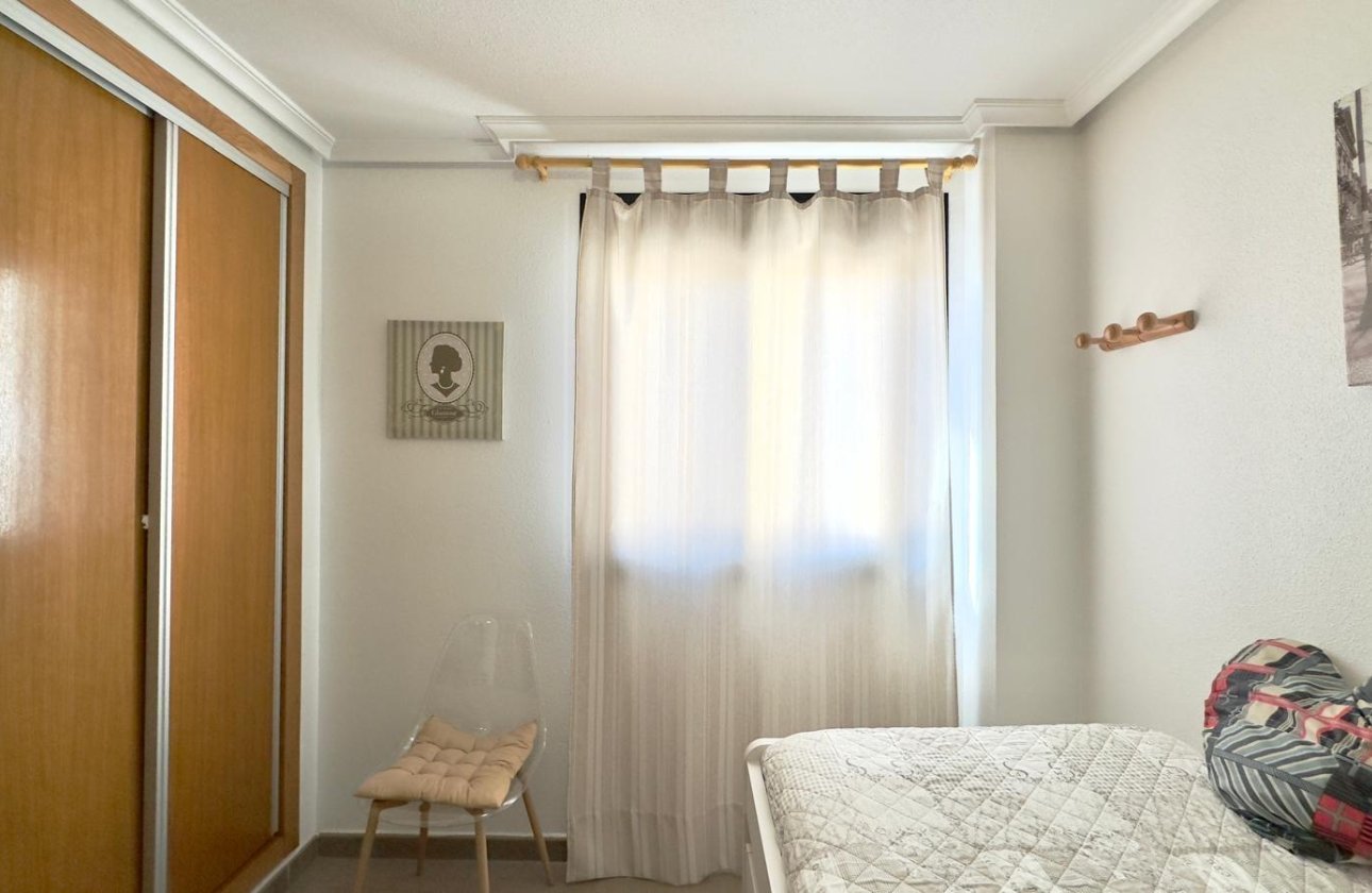 Herverkoop - Appartement -
Torrevieja