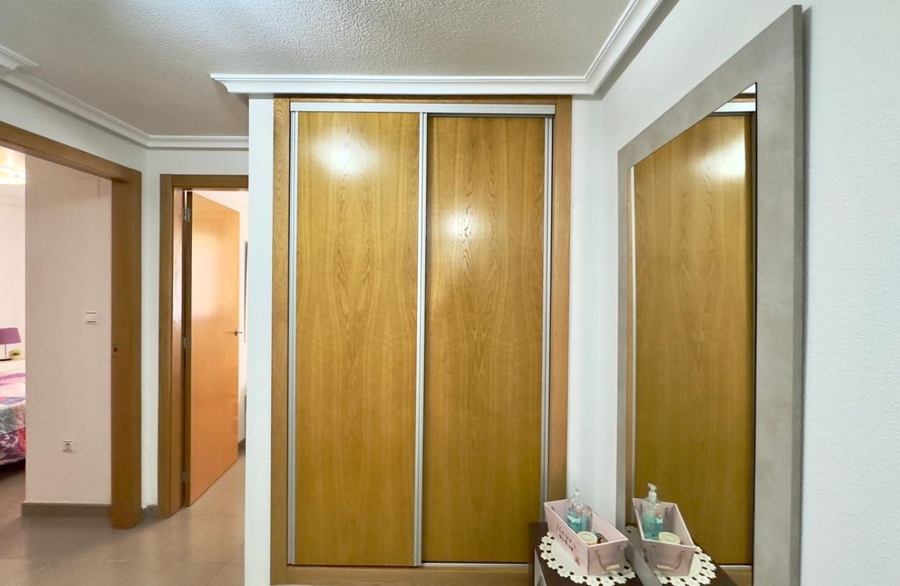 Herverkoop - Appartement -
Torrevieja