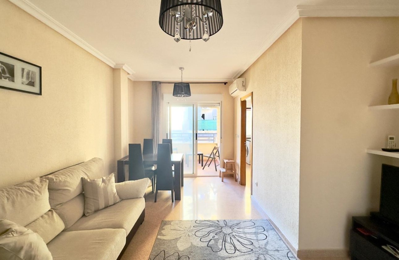 Herverkoop - Appartement -
Torrevieja
