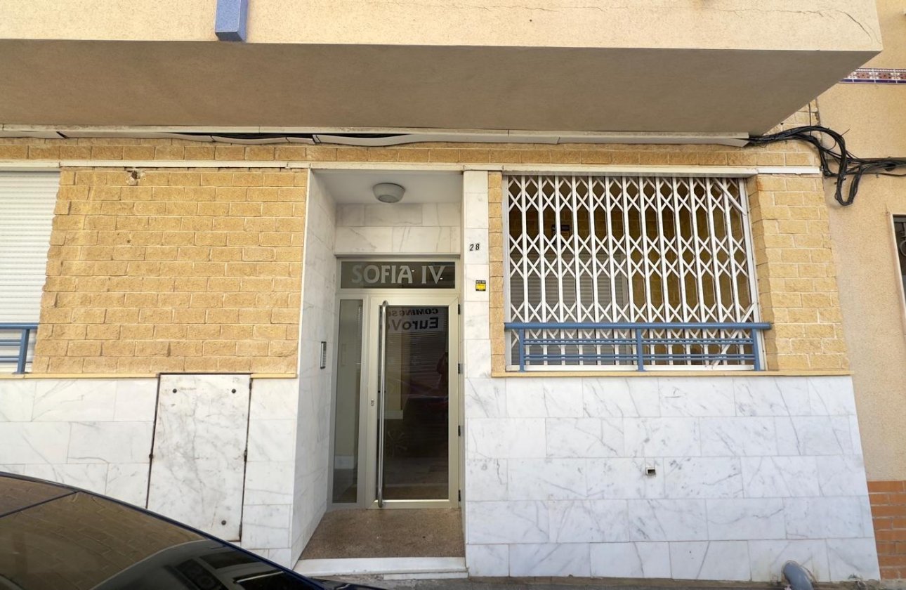 Herverkoop - Appartement -
Torrevieja