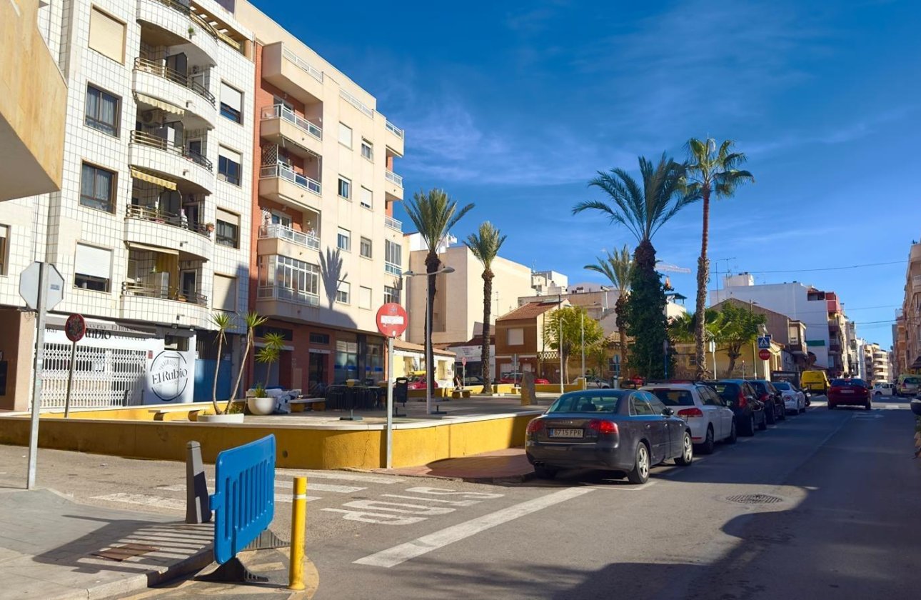 Herverkoop - Appartement -
Torrevieja