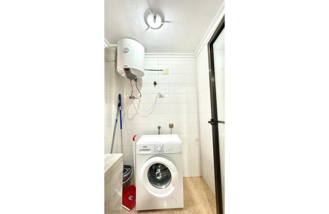 Herverkoop - Appartement -
Torrevieja