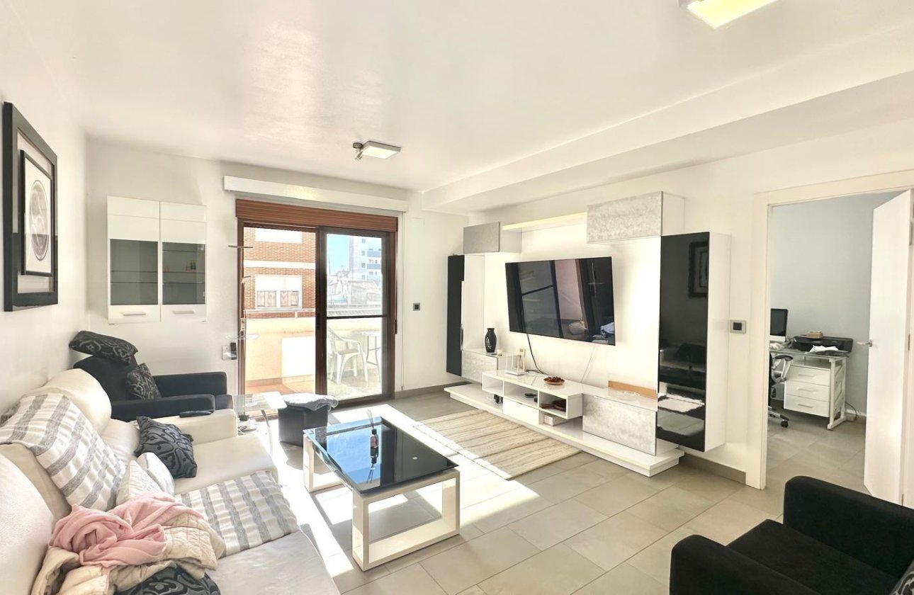 Herverkoop - Appartement -
Torrevieja