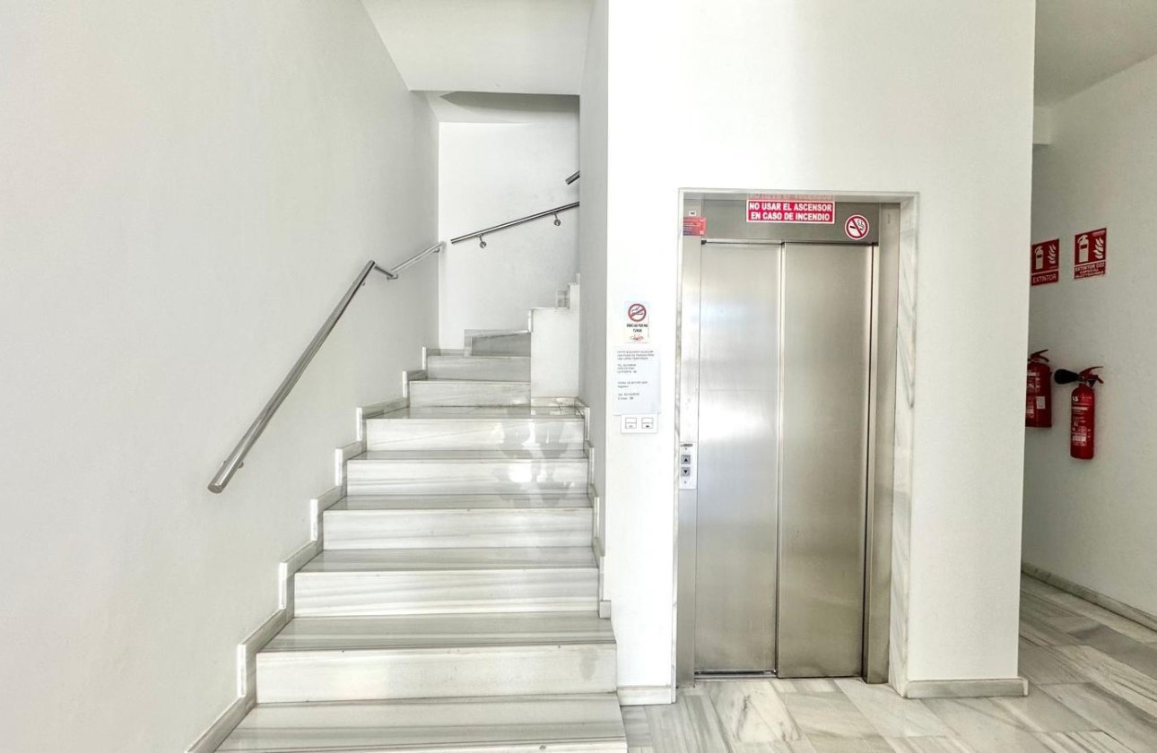 Herverkoop - Appartement -
Torrevieja