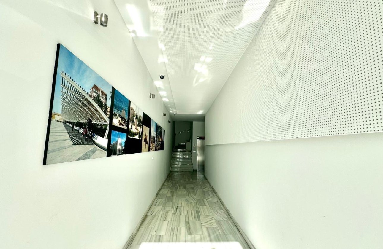 Herverkoop - Appartement -
Torrevieja