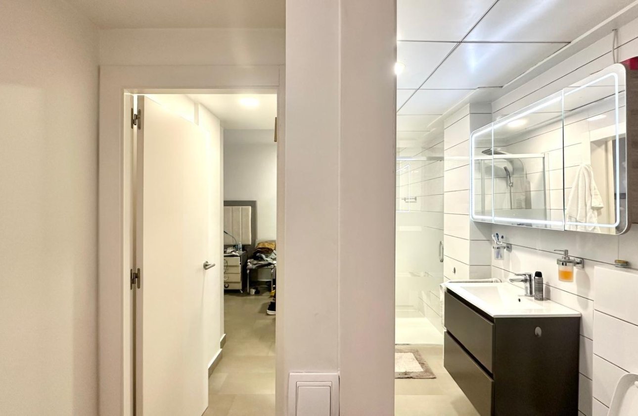 Herverkoop - Appartement -
Torrevieja