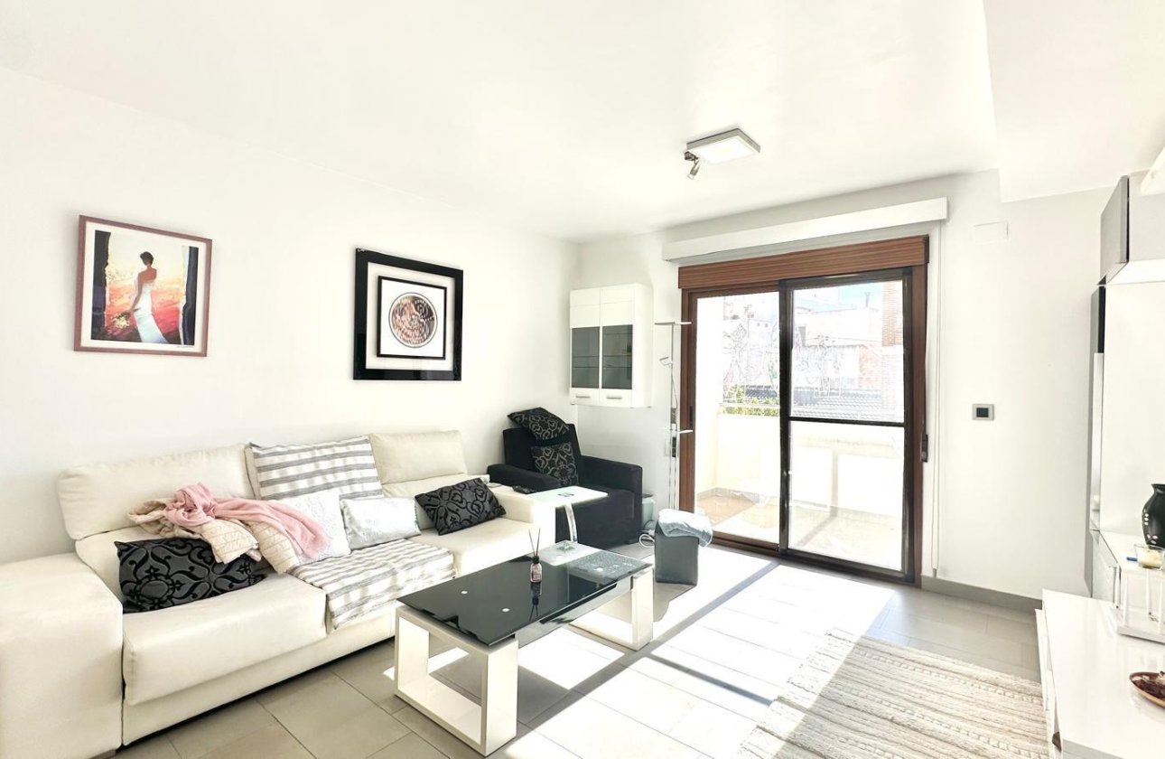 Herverkoop - Appartement -
Torrevieja