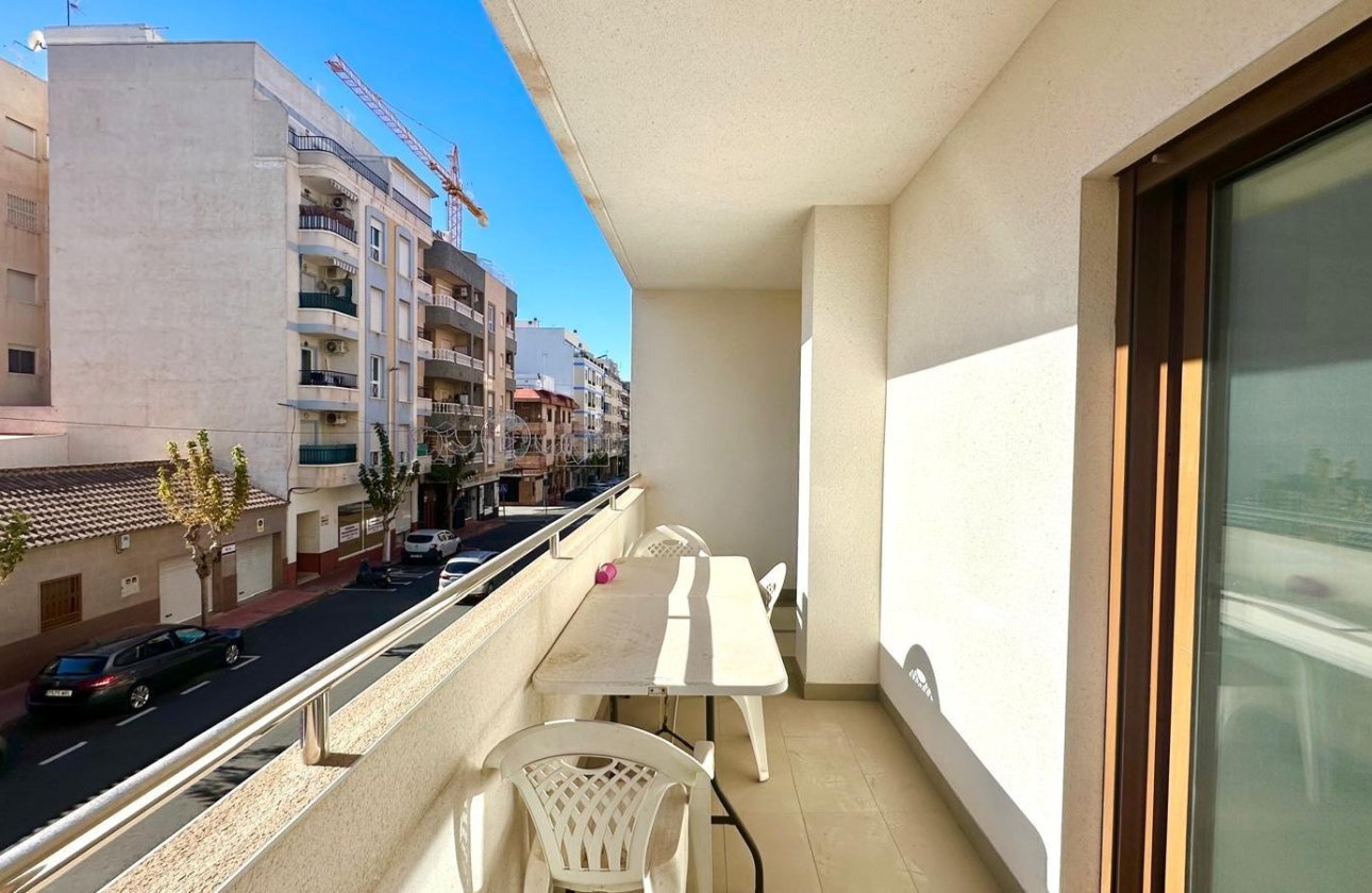 Herverkoop - Appartement -
Torrevieja