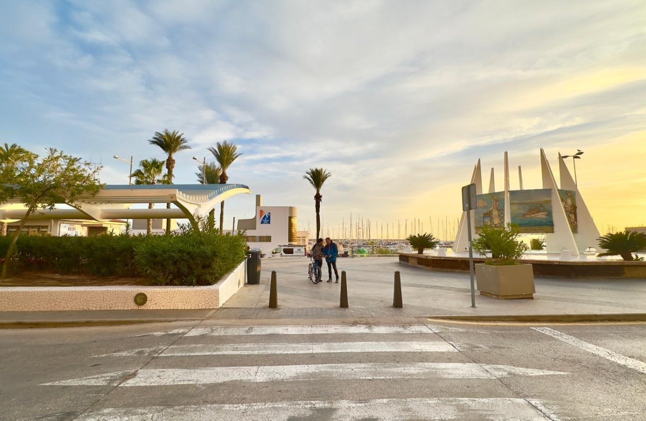 Herverkoop - Appartement -
Torrevieja