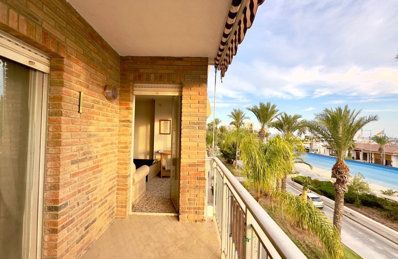 Herverkoop - Appartement -
Torrevieja