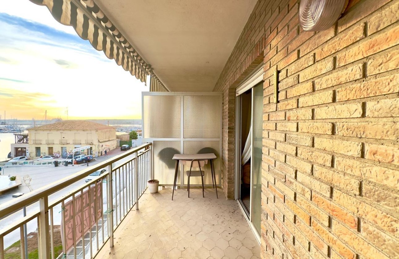 Herverkoop - Appartement -
Torrevieja