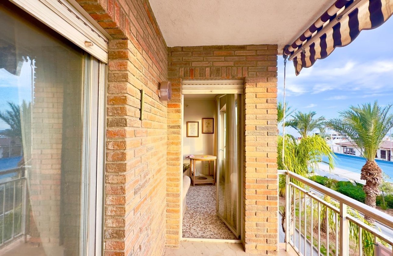 Herverkoop - Appartement -
Torrevieja