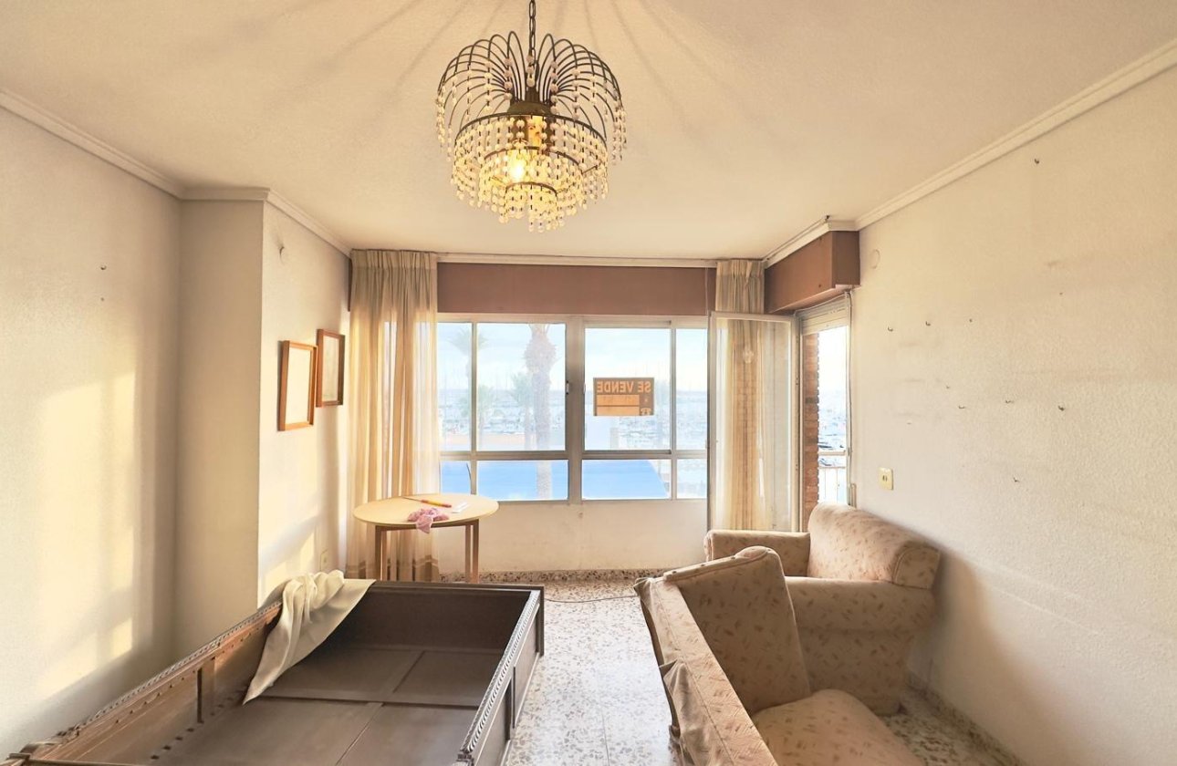 Herverkoop - Appartement -
Torrevieja