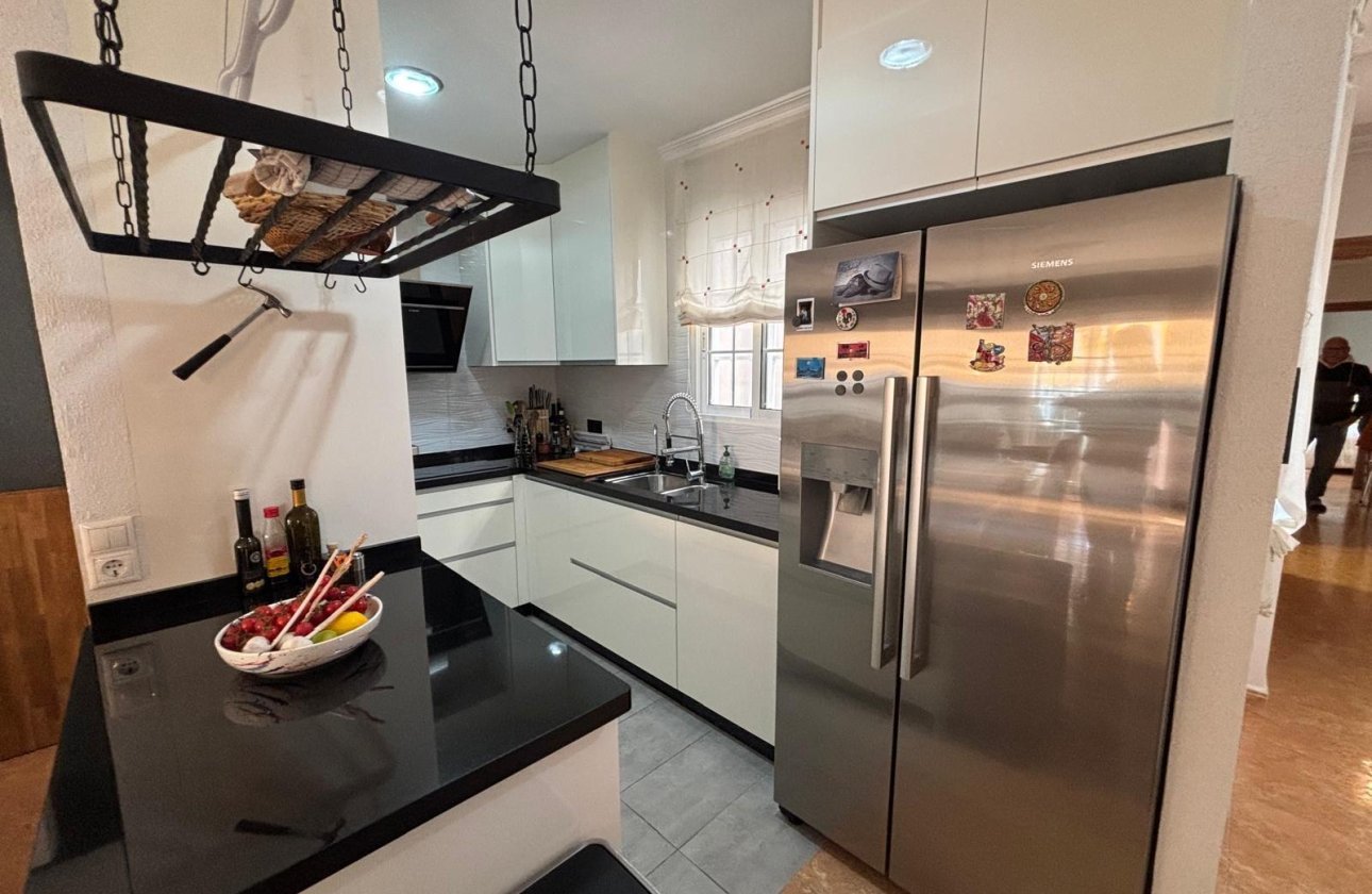 Herverkoop - Appartement -
Torrevieja