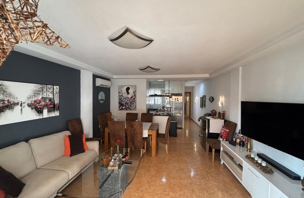 Herverkoop - Appartement -
Torrevieja