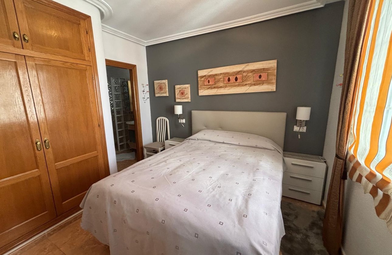 Herverkoop - Appartement -
Torrevieja