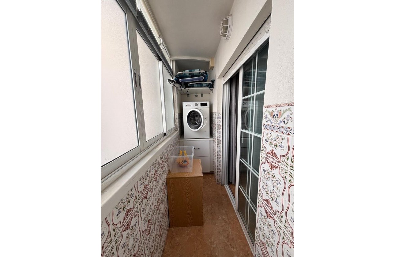 Herverkoop - Appartement -
Torrevieja