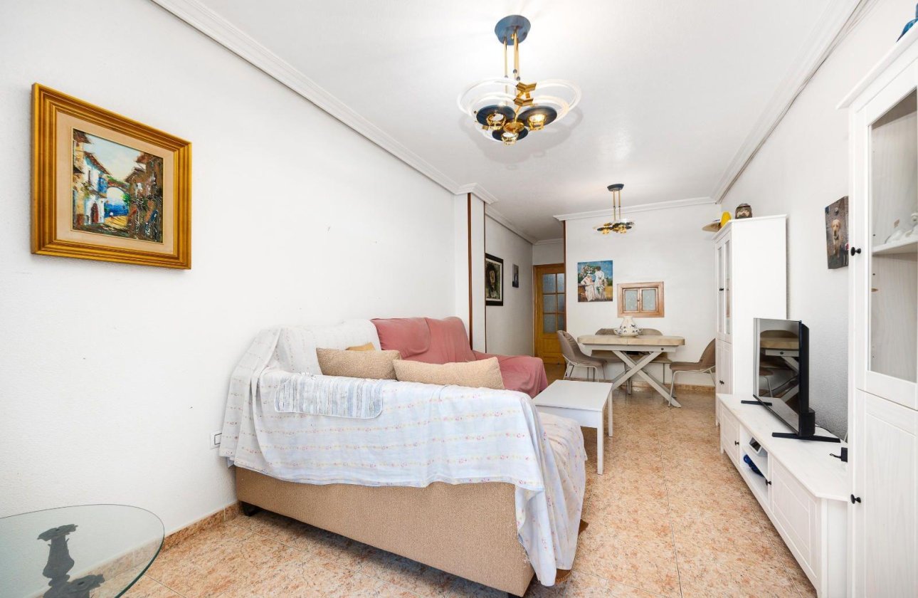 Herverkoop - Appartement -
Torrevieja