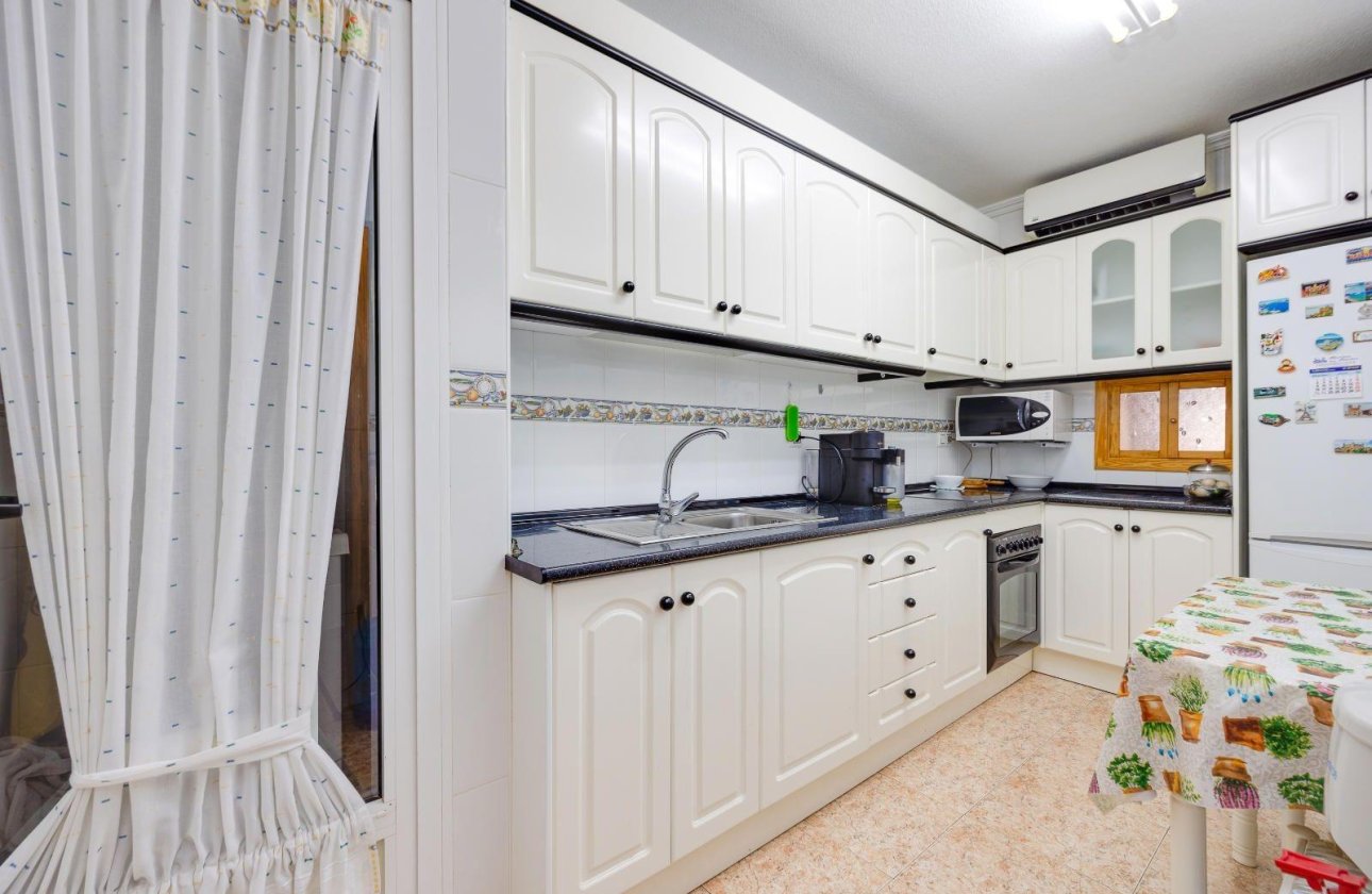 Herverkoop - Appartement -
Torrevieja