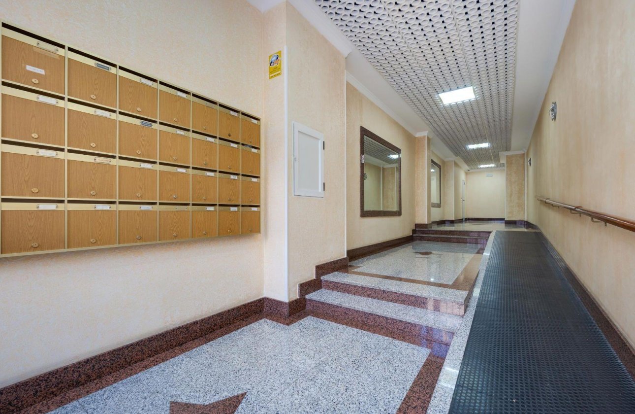 Herverkoop - Appartement -
Torrevieja