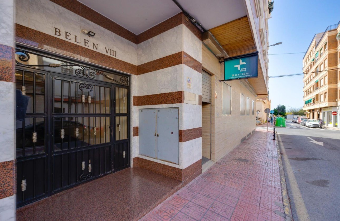 Herverkoop - Appartement -
Torrevieja