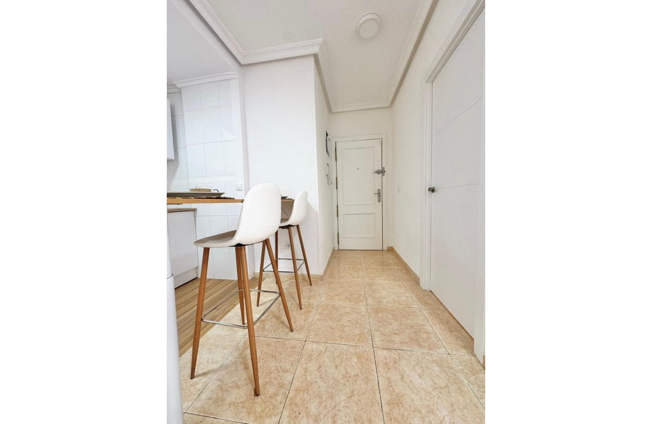 Herverkoop - Appartement -
Torrevieja