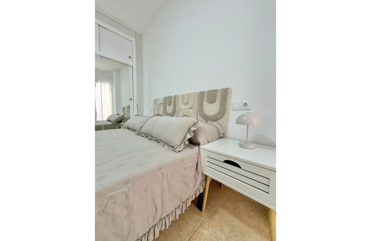 Herverkoop - Appartement -
Torrevieja