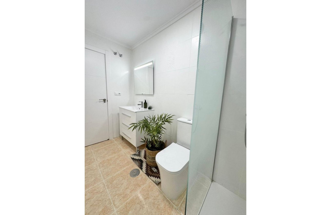 Herverkoop - Appartement -
Torrevieja