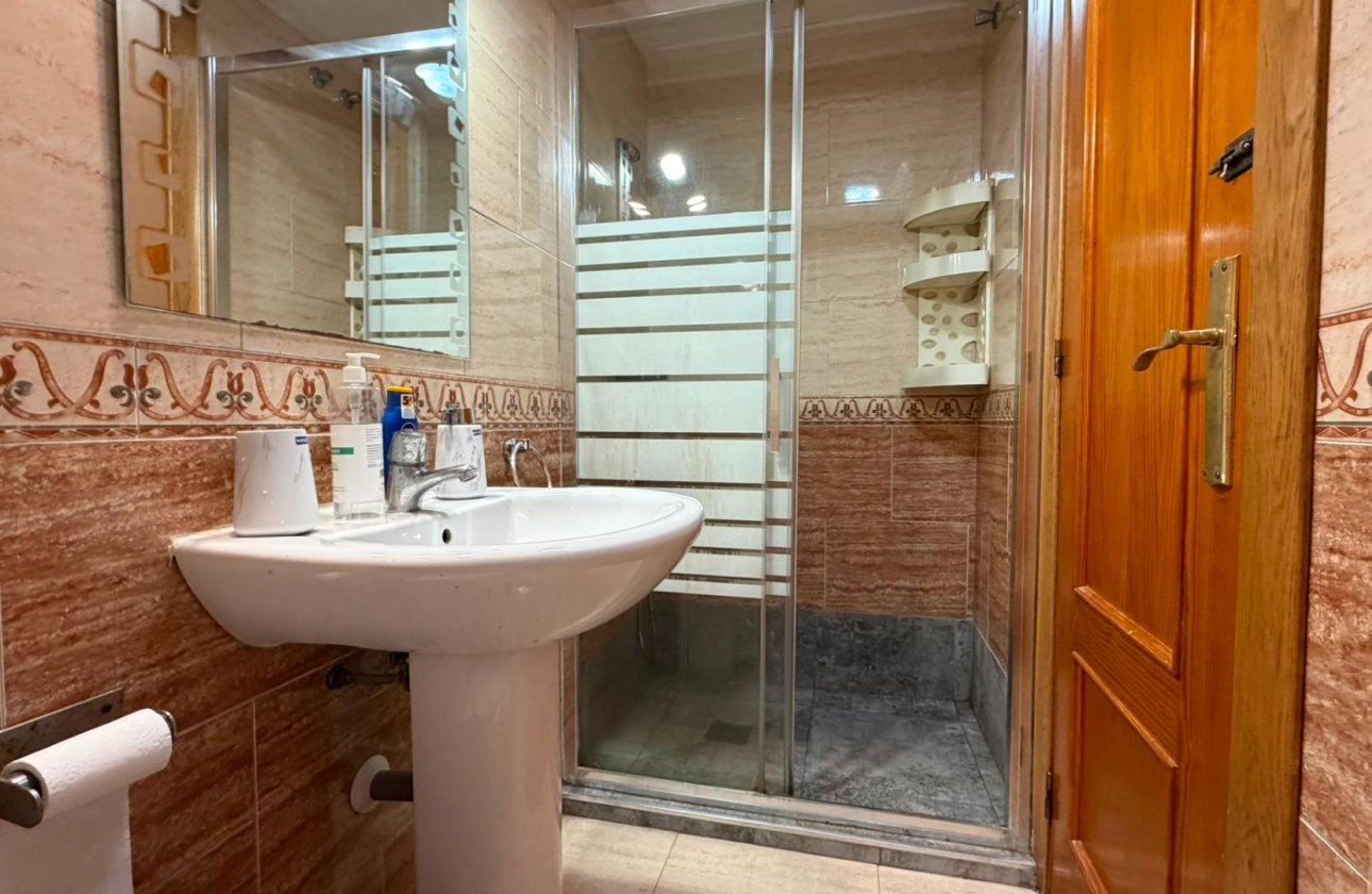Herverkoop - Appartement -
Torrevieja