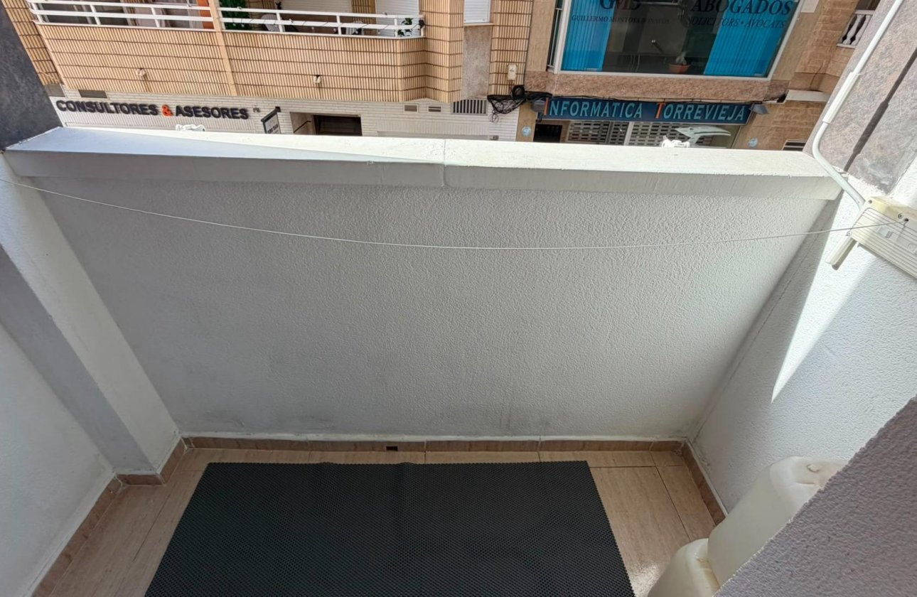 Herverkoop - Appartement -
Torrevieja