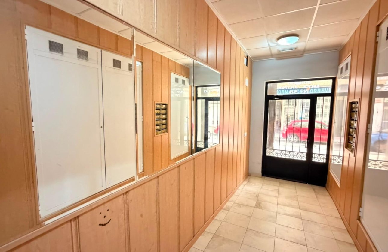 Herverkoop - Appartement -
Torrevieja