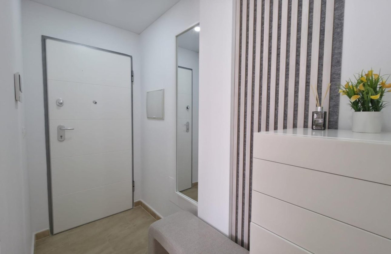 Herverkoop - Appartement -
Torrevieja