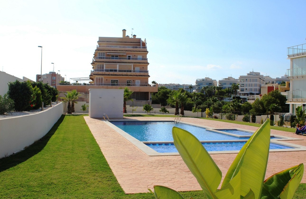 Herverkoop - Appartement -
Villamartin - Costa Blanca