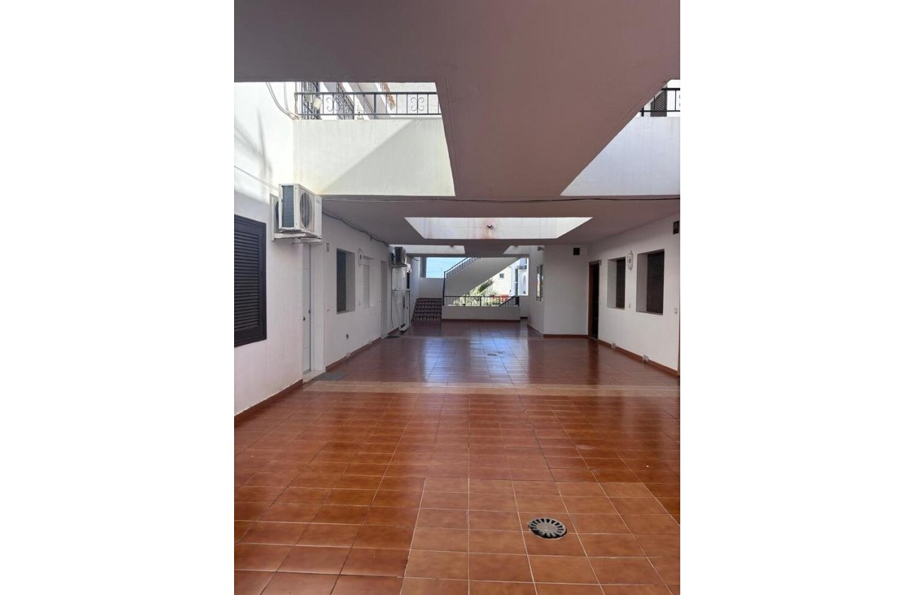 Herverkoop - Appartement -
Villamartin - Costa Blanca