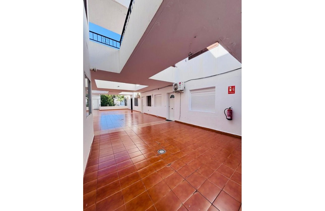 Herverkoop - Appartement -
Villamartin - Costa Blanca