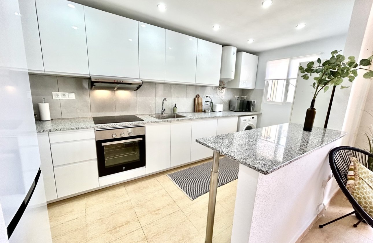 Herverkoop - Appartement -
Villamartin - Costa Blanca