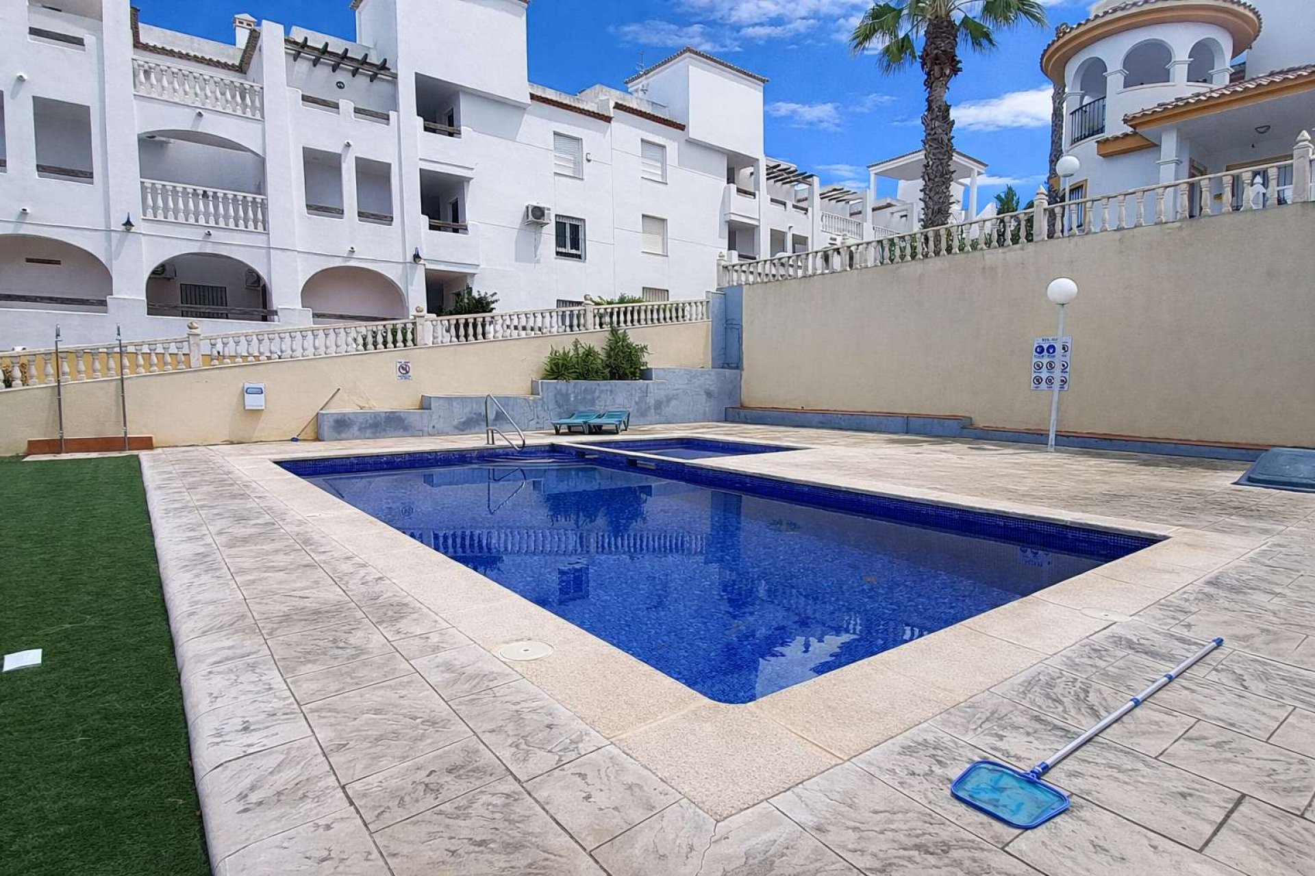 Herverkoop - Appartement -
Villamartin - Costa Blanca