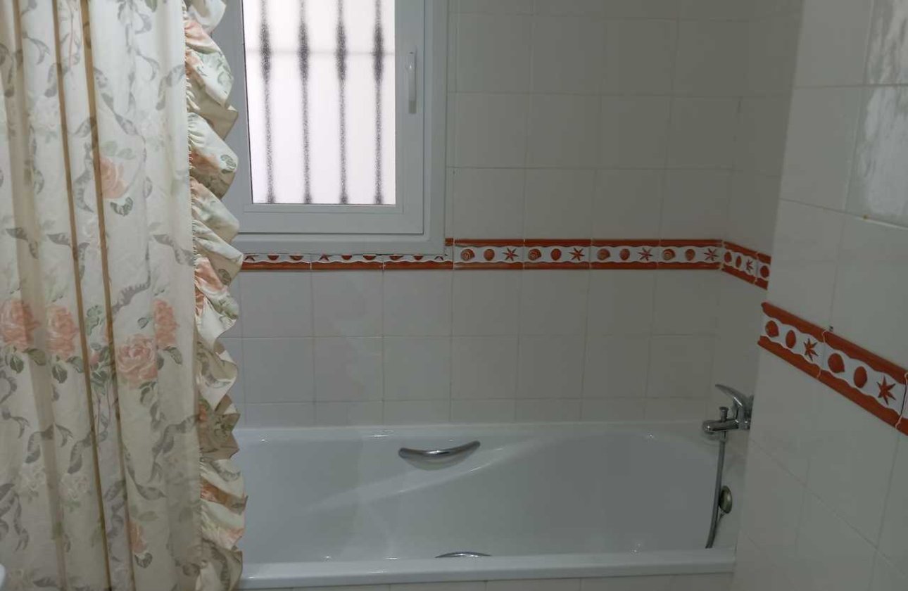 Herverkoop - Appartement -
Villamartin - Costa Blanca