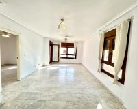 Herverkoop - Appartement -
Villamartin - Costa Blanca