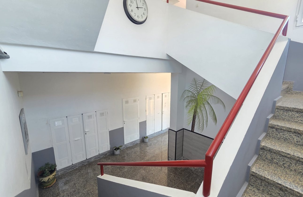 Herverkoop - Appartement -
Villamartin - Costa Blanca
