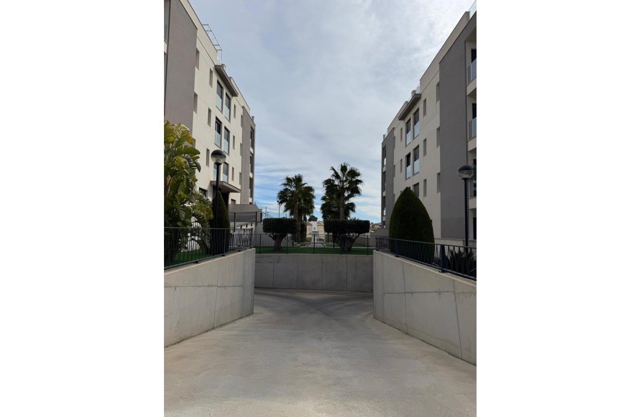 Herverkoop - Appartement -
Villamartin - Costa Blanca